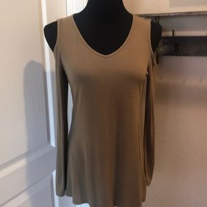 💕BUNDLE ONLY💕 Olive Cold Shoulder Top